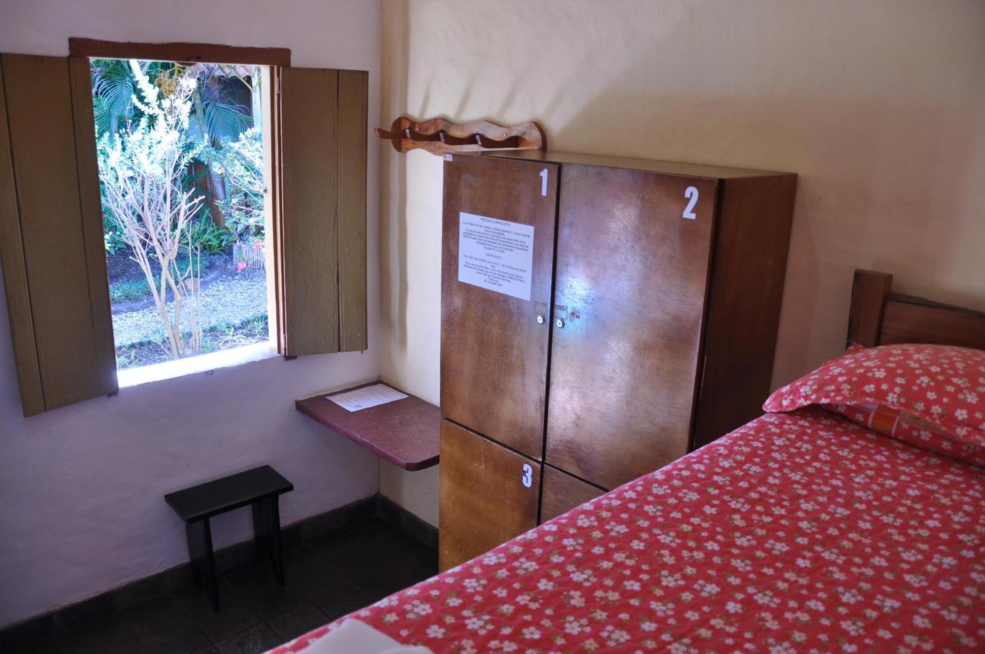 Pousada E Hostel Pe No Mato Vale do Capao Room photo